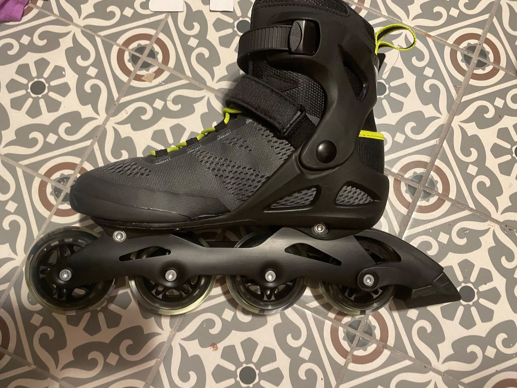 Inline-Skating & Rollschuhe: Herren Rollerblade Macroblade – Neu (gemäss Beschreibung) aus Flüelen von AU10