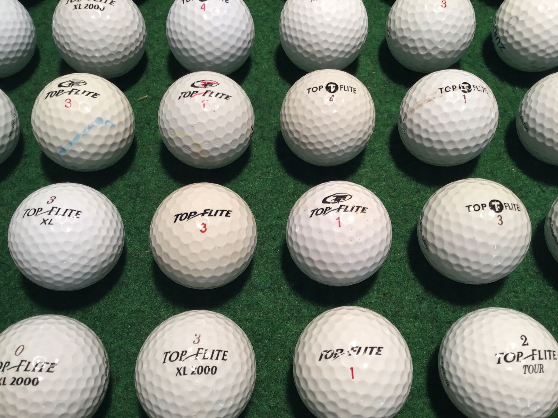 Palloni: 100 Golfbälle Top Flite (mittel) – Usato da Bergdietikon venduto da shimano4 4