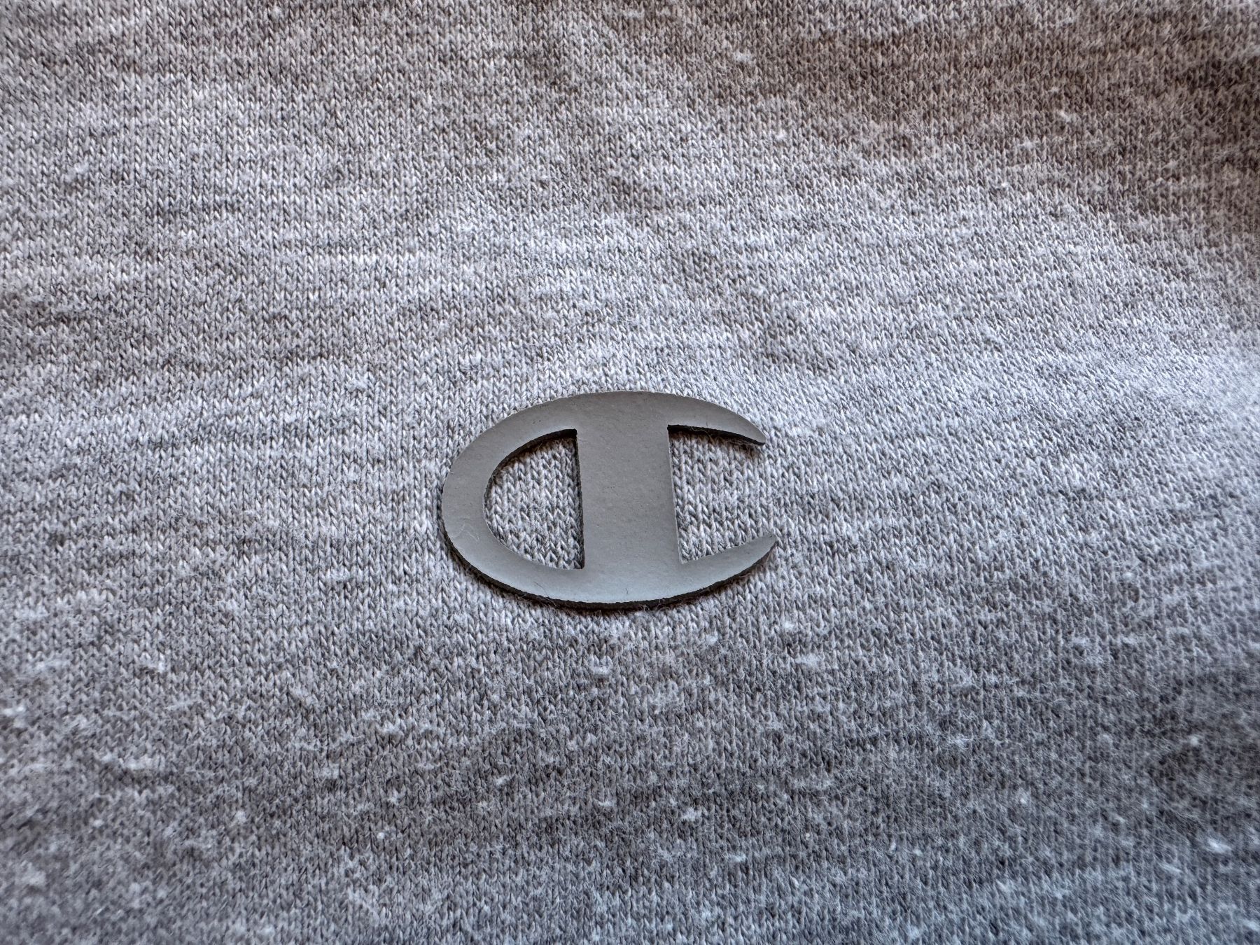 Champion Pullover & Sweatshirts: Champion Sweatshirt hoodie pullover Sz M – Gebraucht aus Neuchâtel von _Easy_to_Find_ 1