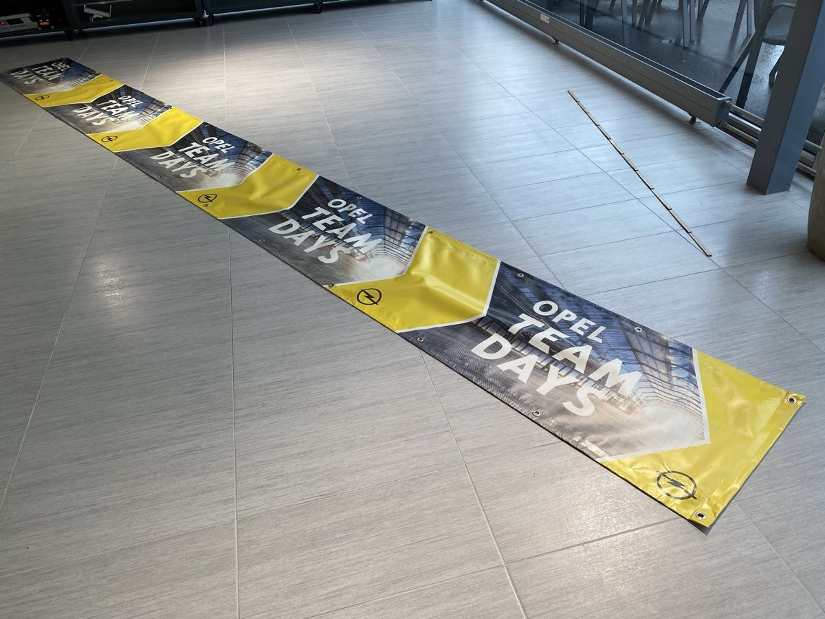 Poster & Bilder: Blache Opel Team Days 60cm x 6m  – Gebraucht aus Hägglingen von Karin0802