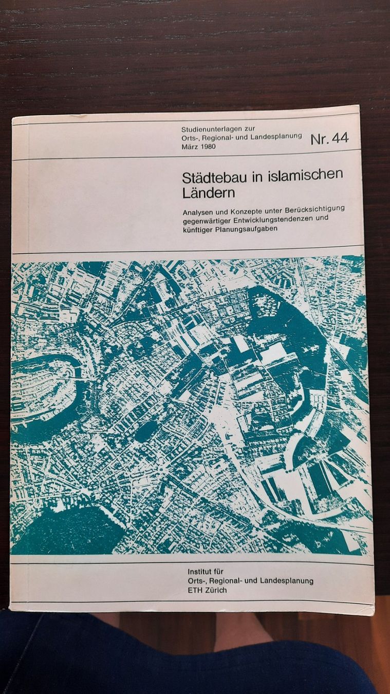 Libri: Städtebau in islamischen Ländern; Bianca, Stefano – Usato da Niederteufen venduto da Buecherwurm_70