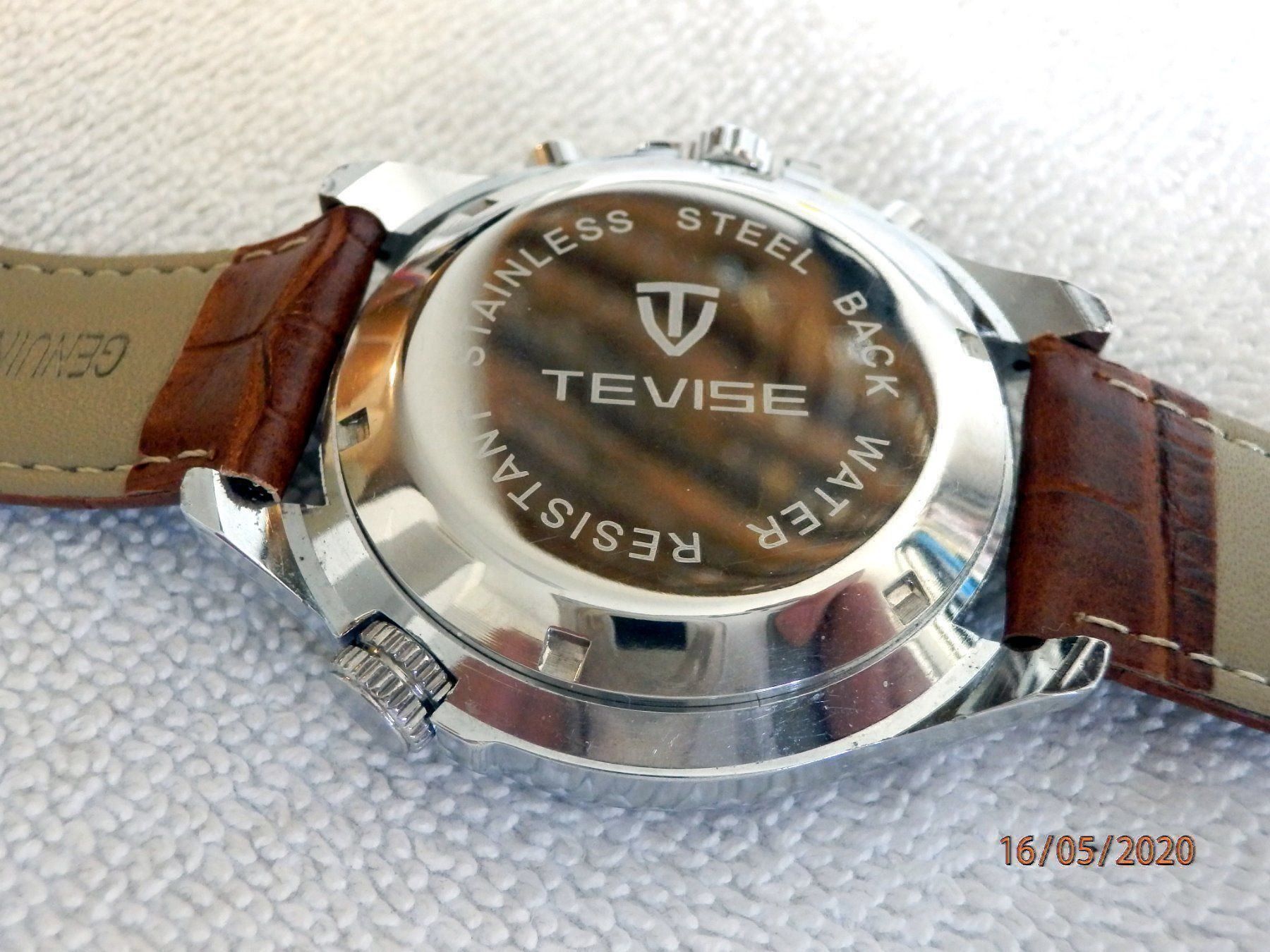 Uhren: Chronograph, Tevise, 42mm mit viel Deko. – Gebraucht aus Ueberstorf von dinbau 4
