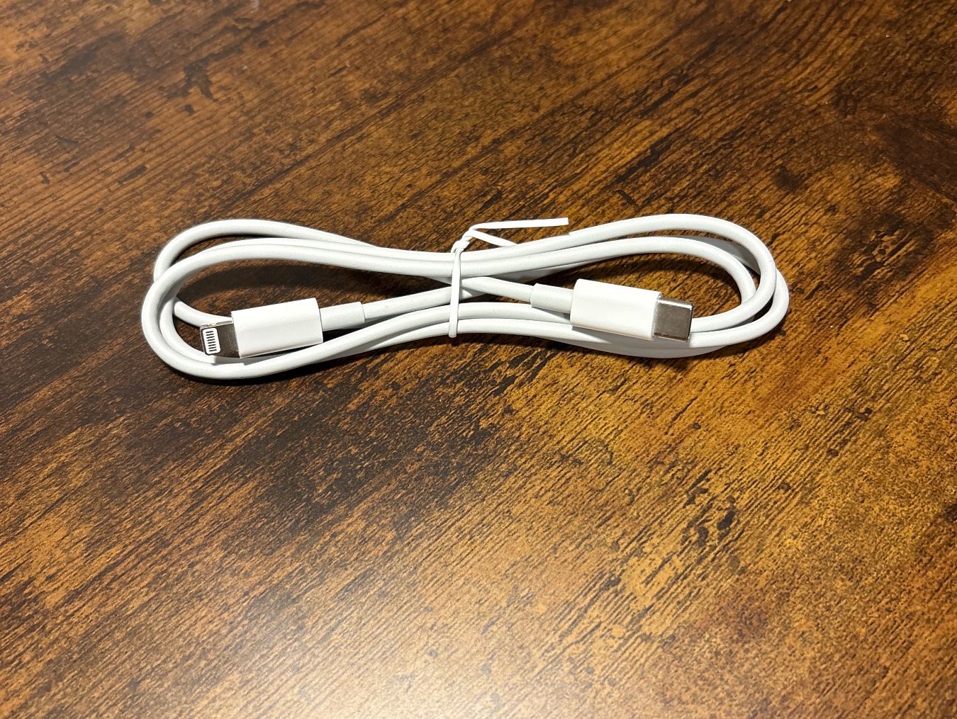 Kabel: iPhone Ladekabel Lightning USB-C  - 1m lang - NEU – Neu (gemäss Beschreibung) aus Winterthur von ZekosTreasureCave