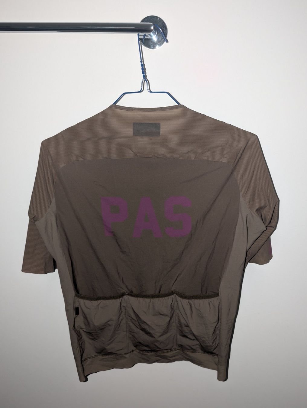 Pas Normal Studios Canottiere & Pantaloni: Velojersey Kurzarm Pas Normal Studios – Usato da Zürich venduto da patmeye 1