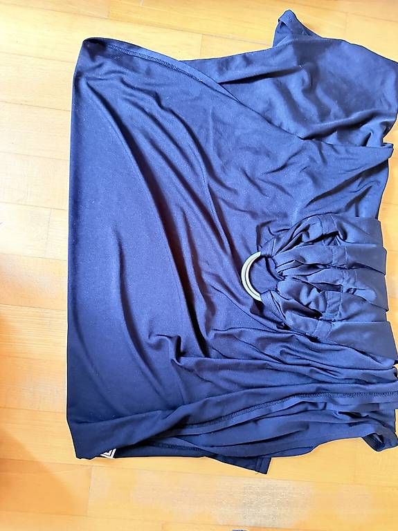 Porte-bébés ventraux & dorsaux: Wassertrage Ringsling – D'occasion à Lätti par Cerui
