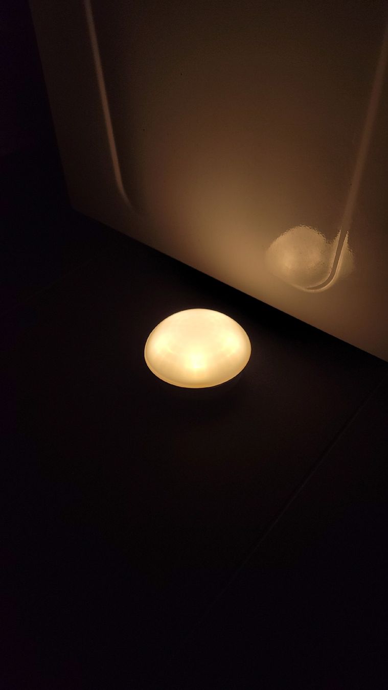 Lampade: Lampe Bewegungsautomatik – Usato da Uster venduto da 13smiley13 6