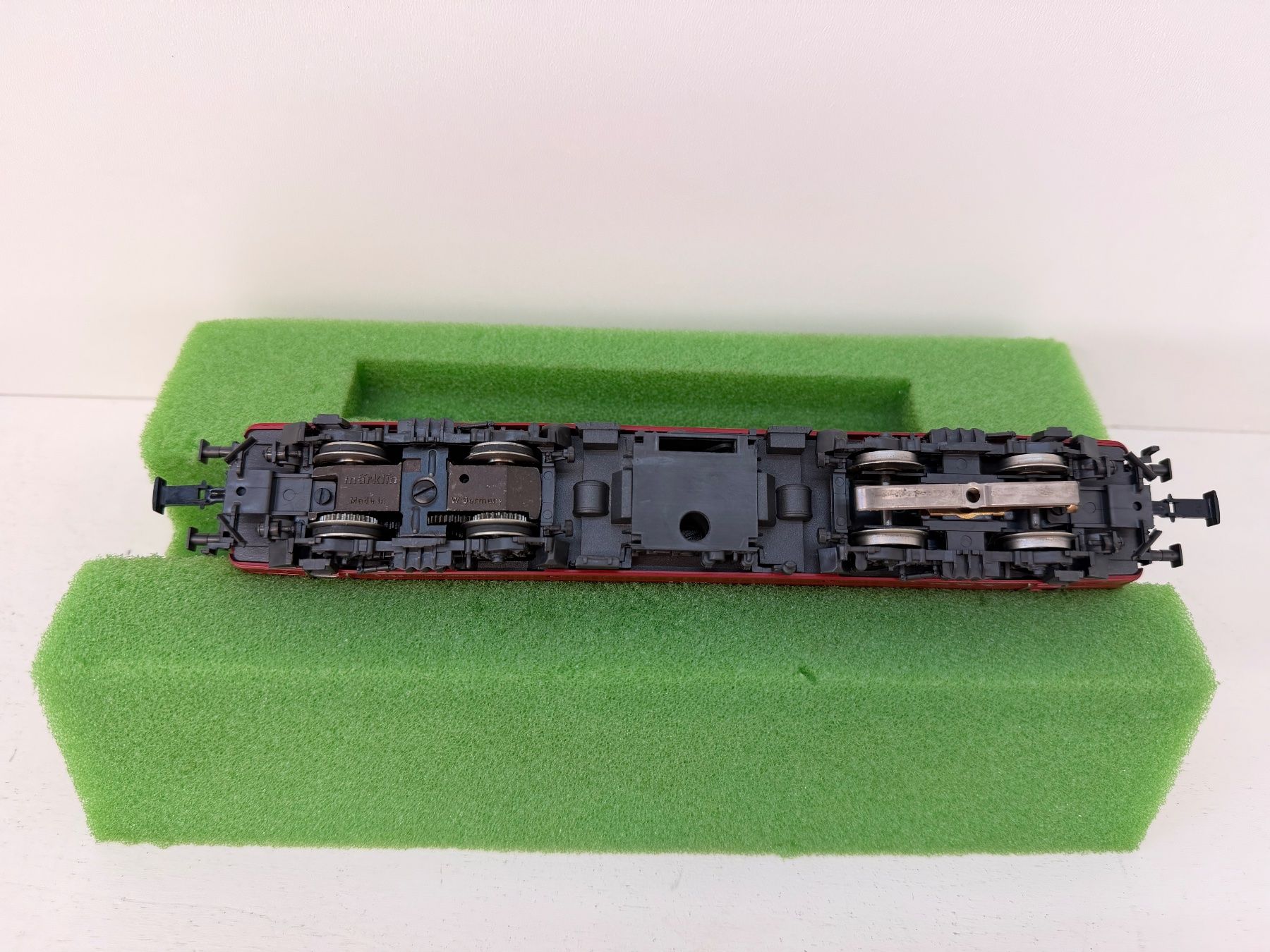 Märklin Modellini di ferrovie: Lokomotive 3353 BR 120.1 – Usato da Büsserach venduto da ModellbahnDepot 6