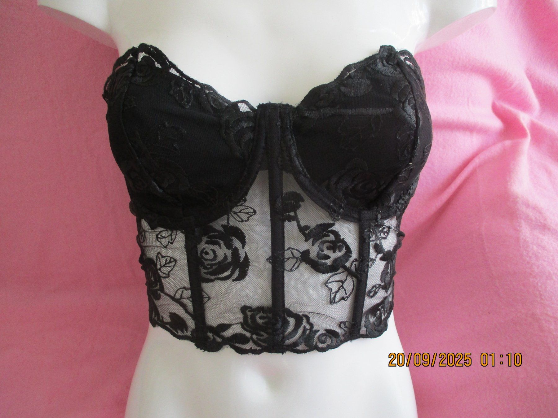 Sonstige Unterwäsche: Neuer Bustier, ungetragen – Neu und originalverpackt aus Zürich von elena_99