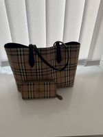 Burberry Tasche und Geldbeutel 
