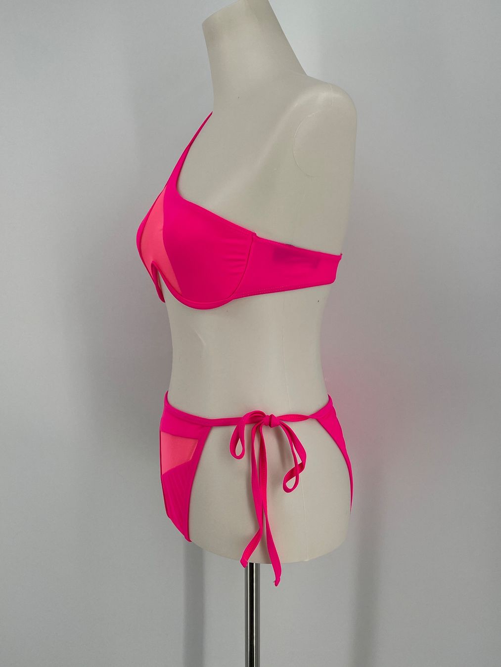 Costumi da bagno & Bikini: Bikini Gr. 36 neon pink Misspap – Nuovo (secondo la descrizione) da Auenstein venduto da moin. 2