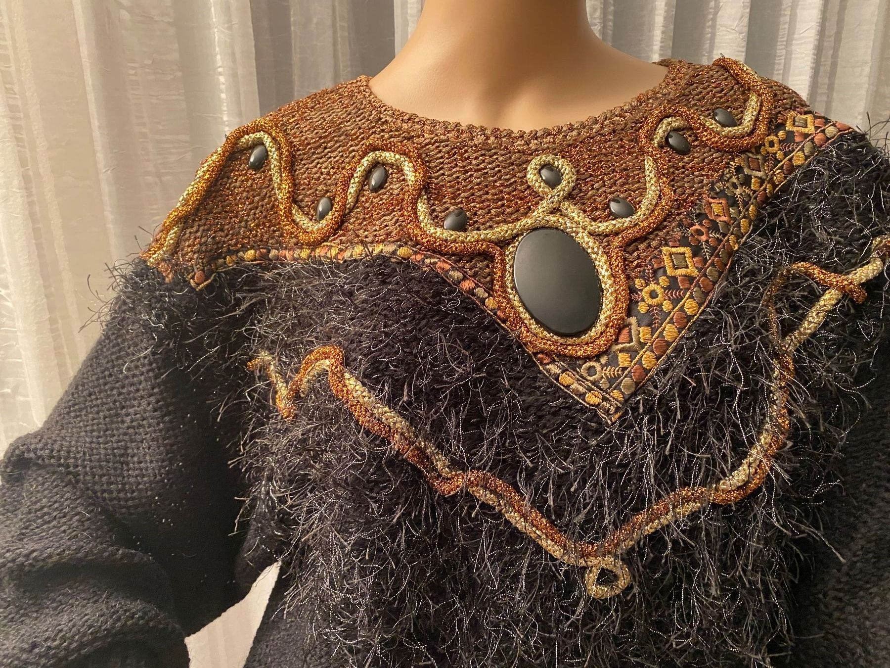 Maglioni & Felpe: Extravaganter edler Hand Made Strickpullover, Gr. 40 – Usato da Winkel venduto da ferrari2022 1