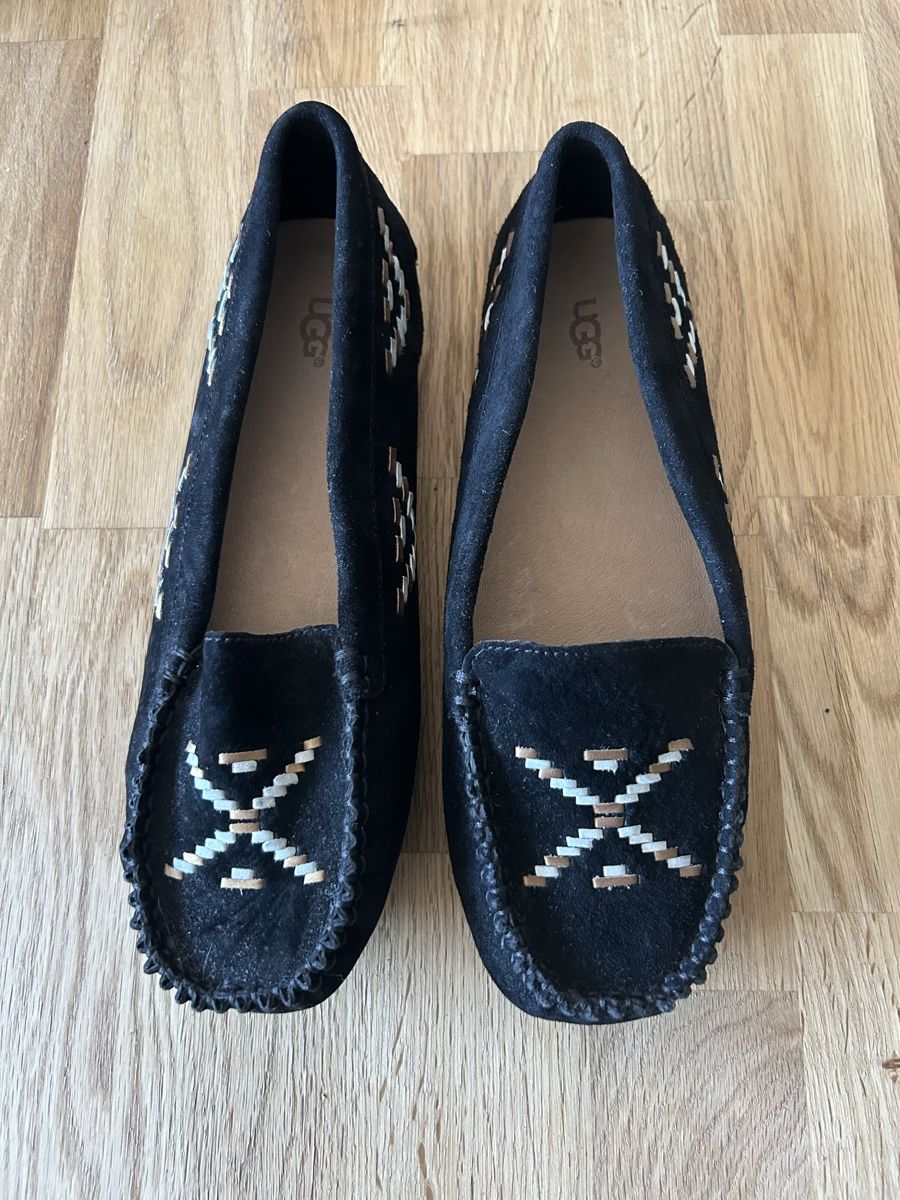 Ugg Scarpe da donna: UGG Mokassins Grösse 38 Neu – Nuovo (secondo la descrizione) da Langnau am Albis venduto da SolarisZH