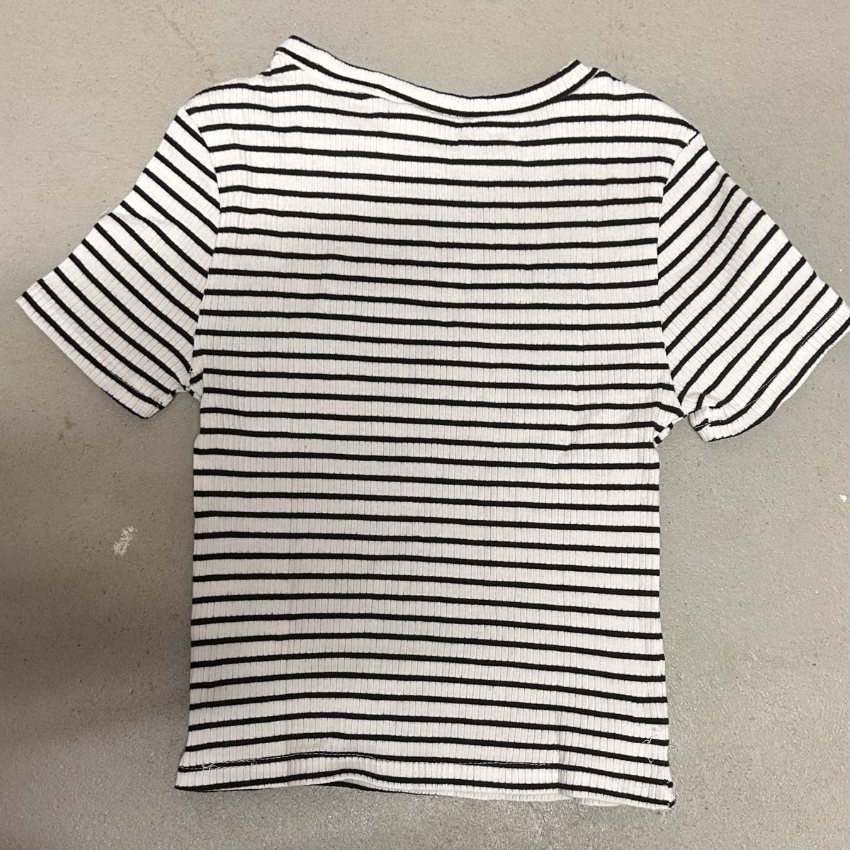 H&M Top: Damen T-Shirt gestreift – Usato da Glattbrugg venduto da Lara_G06 1