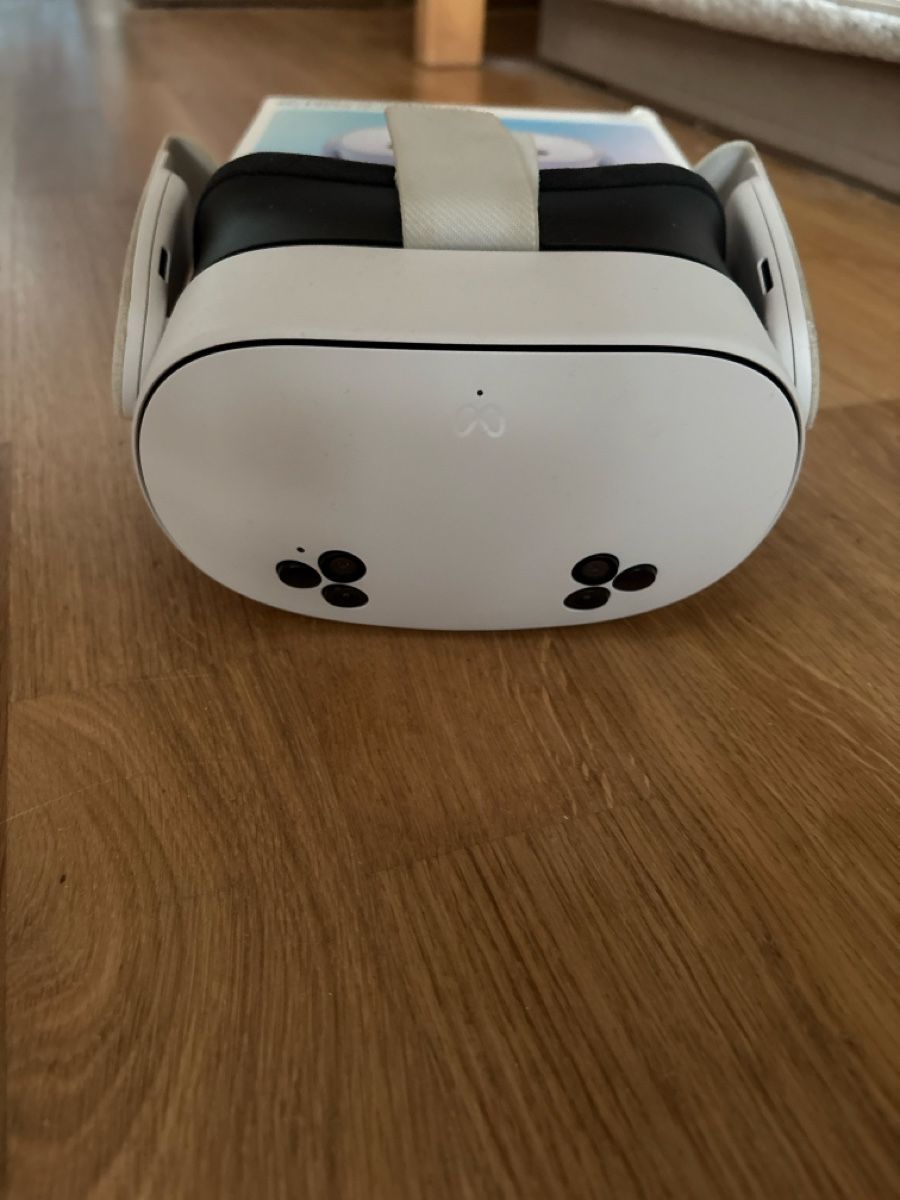 Meta Casque VR: Meta Quest 3s VR Headset mit Controllern neuwertig – D'occasion à Münsingen par ani_97vx 1