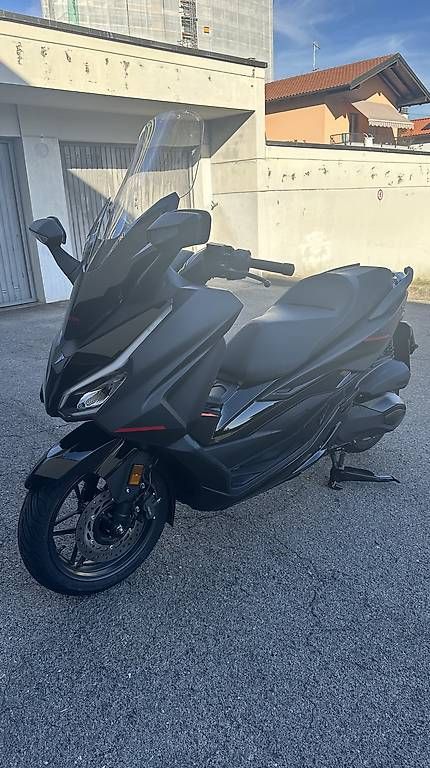 Honda Scooters: Honda Forza 350 – Gebraucht aus Vacallo von par_5gvk 3