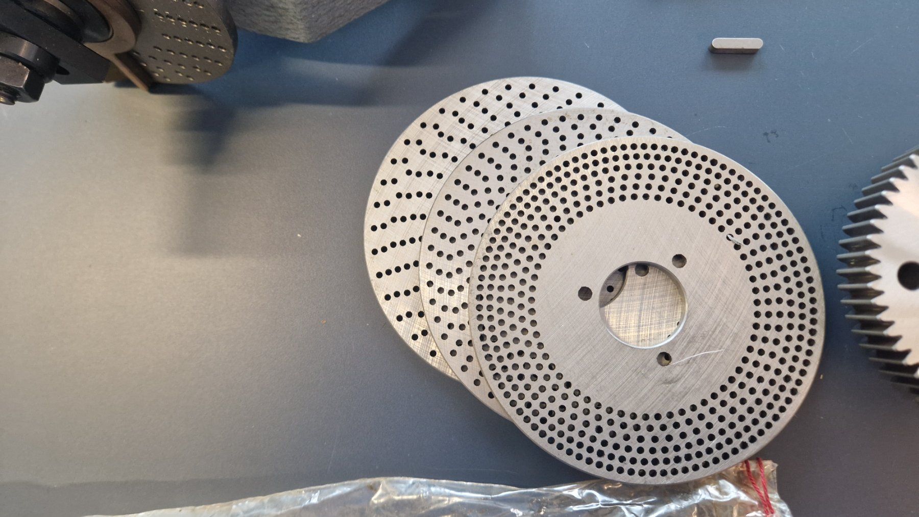 Schaublin Altro per industria metallurgica: Diviseur Schaublin 102 – Nuovo e nell'imballaggio originale da Les Acacias venduto da toolmeca 3