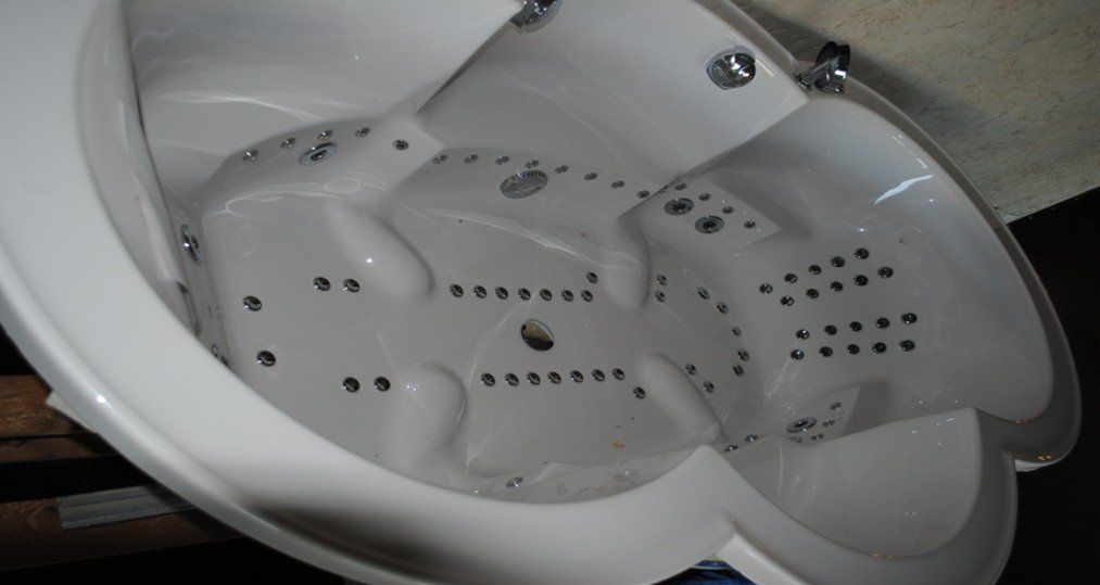 Vasche da bagno: Whirlpool Badewanne mit Luft und Wassersystem – Nuovo (secondo la descrizione) da Laupen BE venduto da HRSTHS 2
