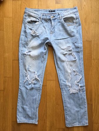 Jeans, hellblau, destroyed Look, Gr. 28 - neuwertig