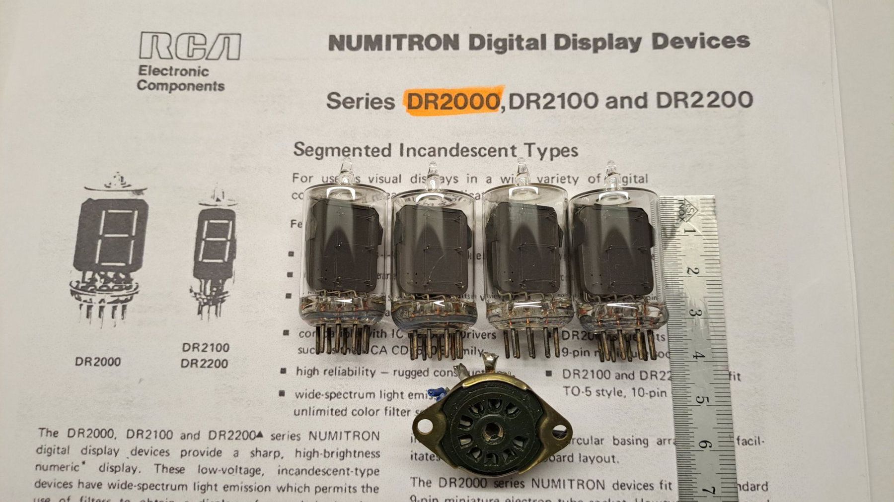 Componenti elettronici: 4 Tubes Affichage 7 Segments RCA Numitron USA – Usato da Cortaillod venduto da FredM77
