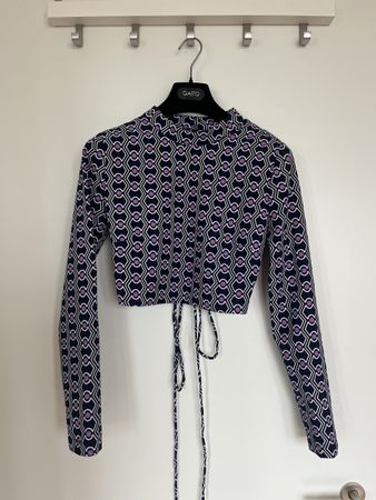 Zara Crop Top, Grösse L, Rückenausschnitt, 80ies Style