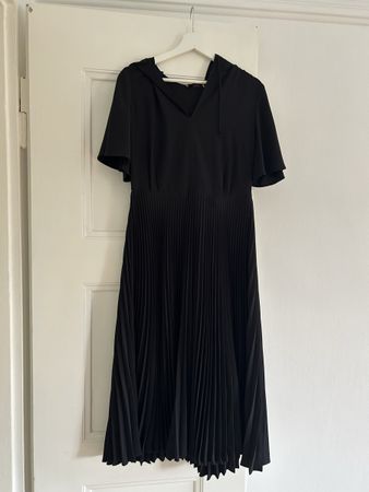 Kapuzenkleid von Twinset, neuwertig 