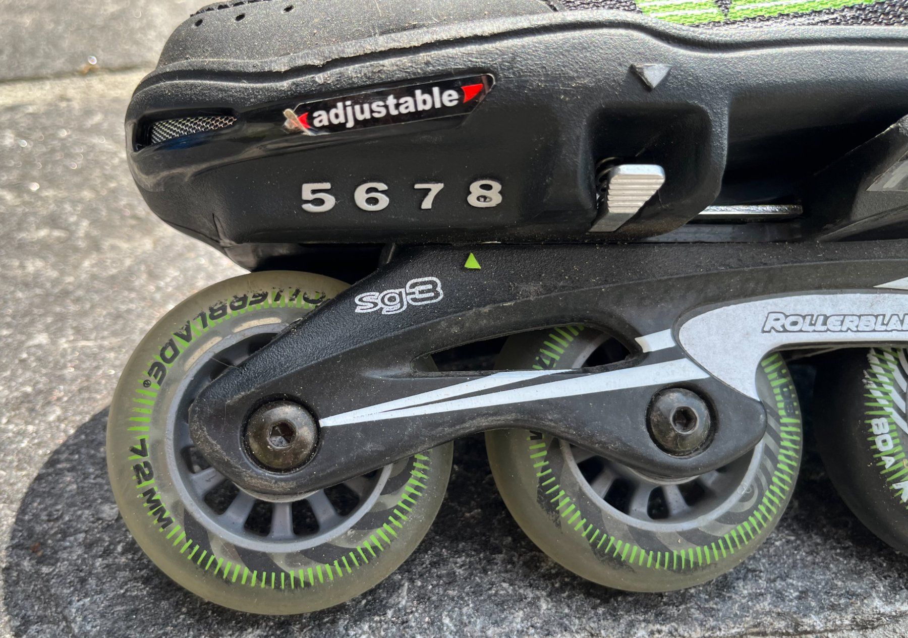 Pattini in linea & Pattini a rotelle: Rollerblades, Grösse verstellbar 36.5-40.5 – Usato da Davos Dorf venduto da sab_yp6d 1