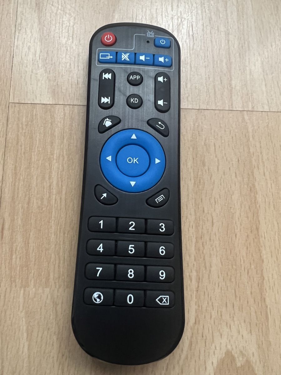 Telecomandi: Tv box remote – Usato da Moosseedorf venduto da ram_c65w