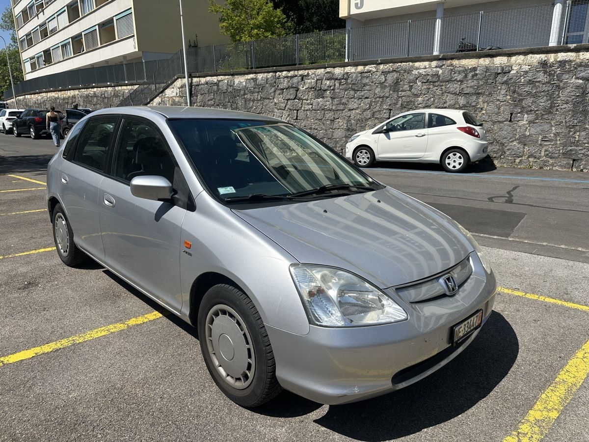 Honda Automobili: Honda Civic 1.6 2002 – Usato da La Chaux-de-Fonds venduto da dia_75tl