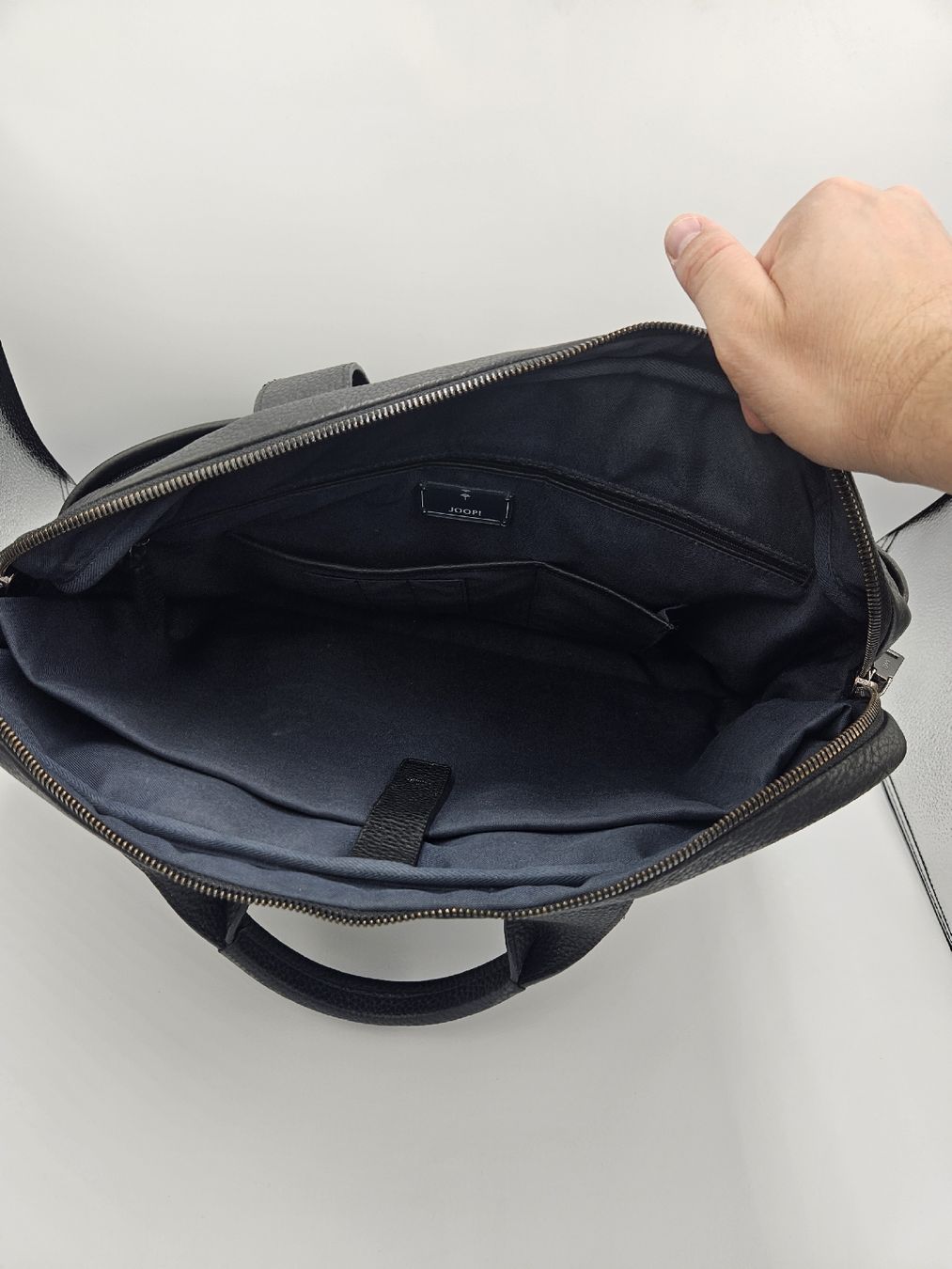 Joop Valigie & Borse: JOOP Leder Laptoptasche schwarz Business – Usato da Buchs ZH venduto da rit_s6kv 4