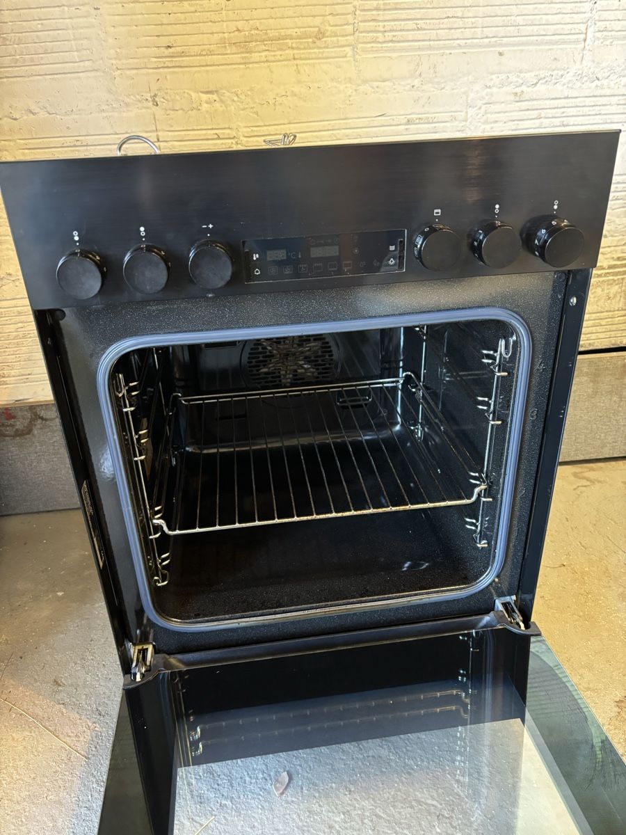 V-Zug Elettrodomestici da cucina: Backofen mit Glaskeramik  – Usato da Regensdorf venduto da Luis3000