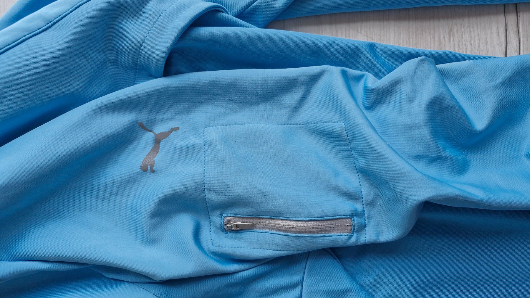 Puma Jacken: Puma BMW Atlethics Softshell Jacke in hellblau dünnn – Gebraucht aus Wyssachen von Soenne 2