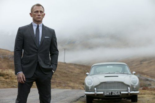Tutti i DVDs: James Bond: Skyfall [Blu-ray] – Nuovo (secondo la descrizione) da Laupen ZH venduto da Moviesammler 1
