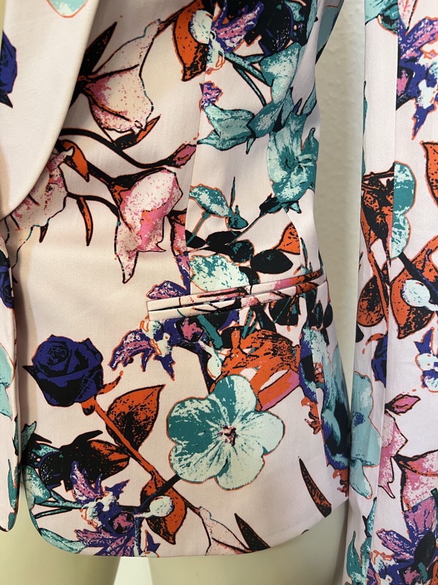 Hugo Boss Jacken: Hugo Boss Blazer mit buntem Blumenmuster Grösse 34 – Gebraucht aus Basel von Bettybooo 2