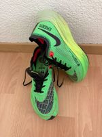 Nike ZoomX Vaporfly  (42.5)