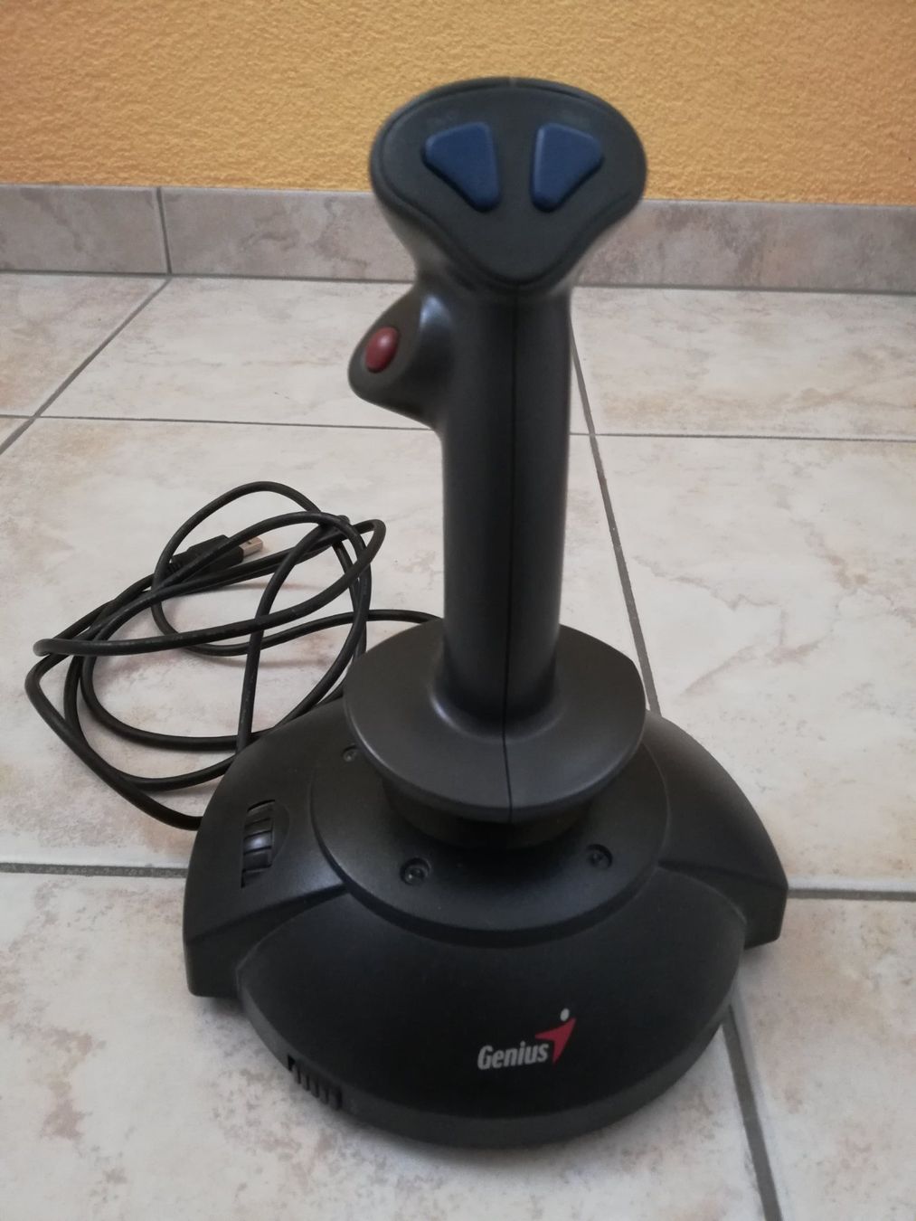 Controller: Joystick Genius MaxFighter F-16U – Usato da Starrkirch-Wil venduto da Mambostar 4