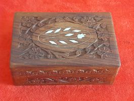 Holzschatulle, Indien, Intarsien, Samt, 15x10x6cm.