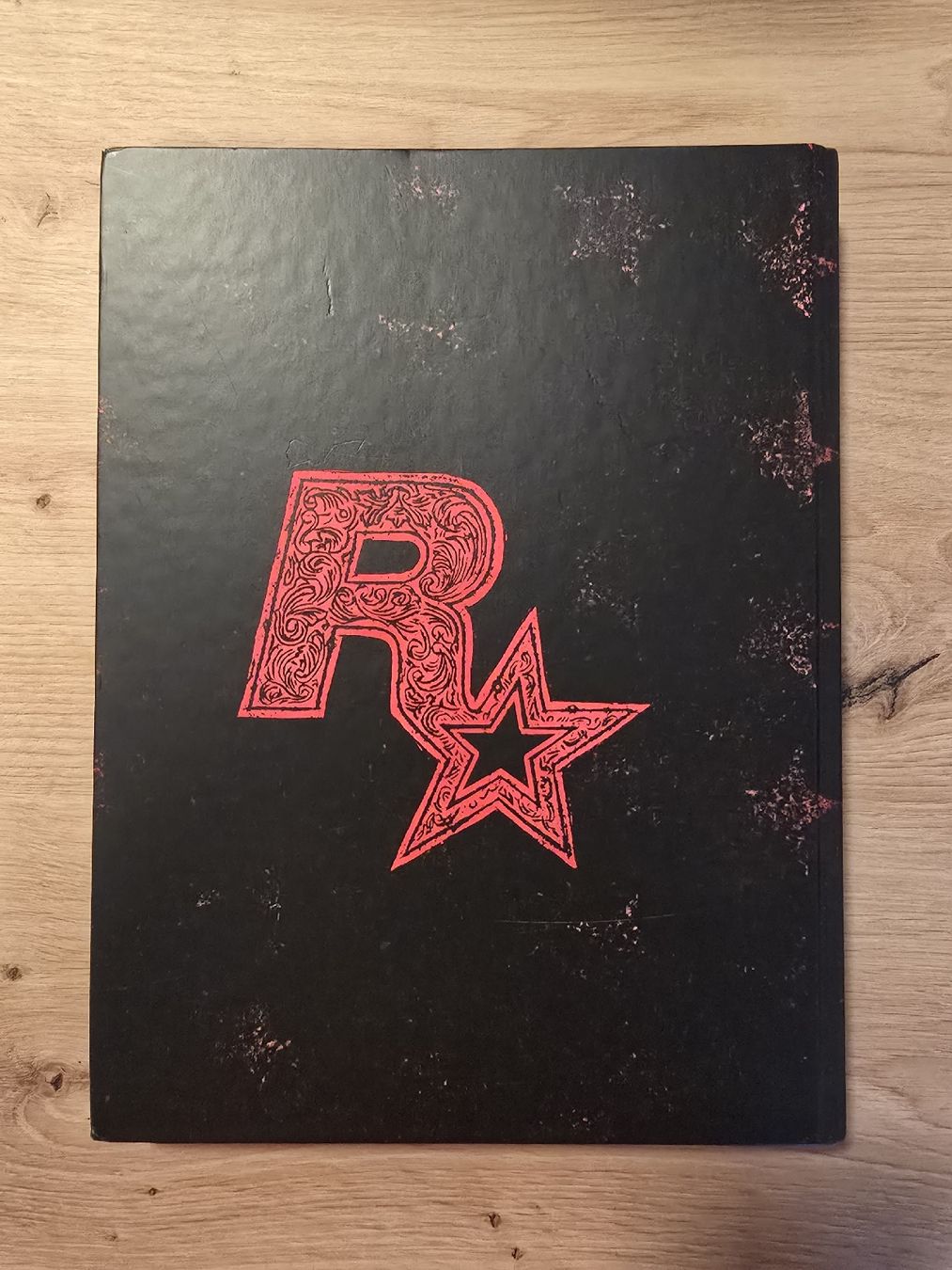 Libri: Red Dead Redemption 2 Guide Collector – Usato da Chur venduto da 1996hiphop 1