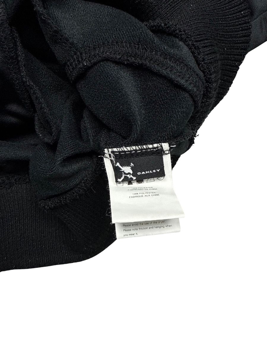 Oakley Jacken: Tracktop Oakley – Gebraucht aus Lausanne von Histoiredesapes 2