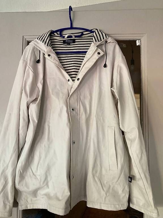 Vestes: Ciré blanc Hublot M – D'occasion à Le Vaud par din_2fj7