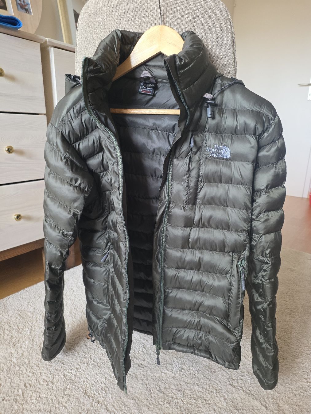 Giacche: Very warm winter Jacket Olive Green Size M – Nuovo (secondo la descrizione) da Schwerzenbach venduto da pio_qjh9