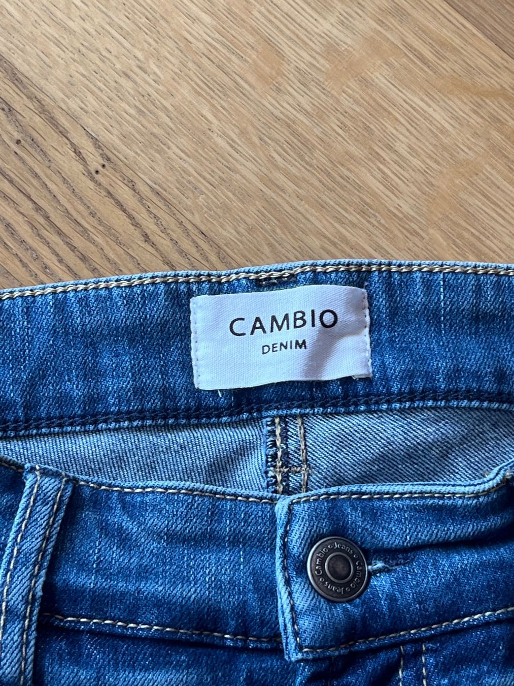 Cambio Jeans: Cambio Paris easy kick – Nuovo (secondo la descrizione) da Bern venduto da Pollensa 3