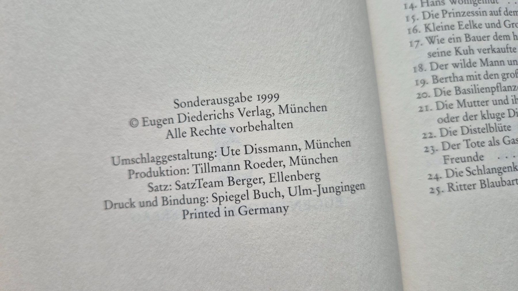 Libri: Die schönsten Märchen der Welt     1999   Diederichs – Usato da Niederweningen venduto da Obson 1