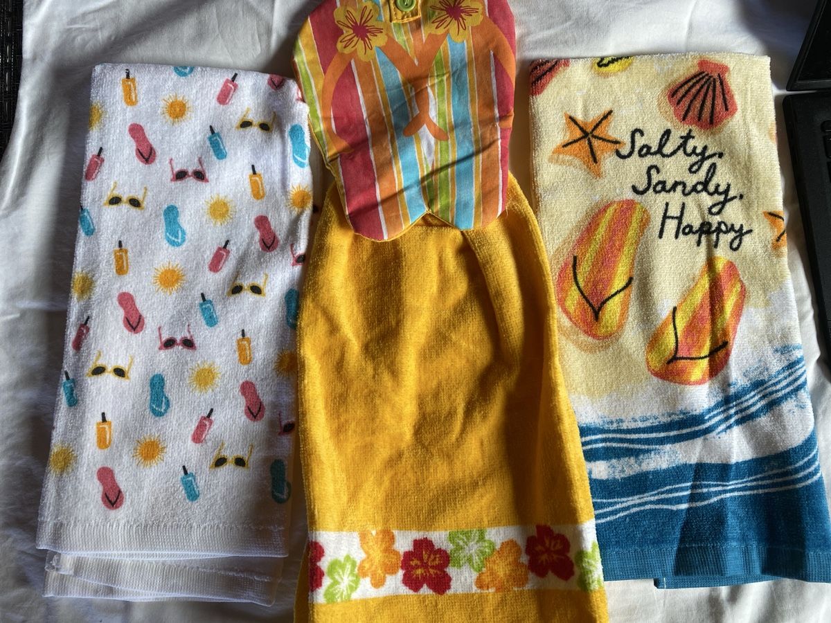 Strofinacci: 3x Kitchen Towels, Flip Flops, Sunglasses, Sun, Summer – Nuovo e nell'imballaggio originale da Buttikon SZ venduto da Maxwelltime