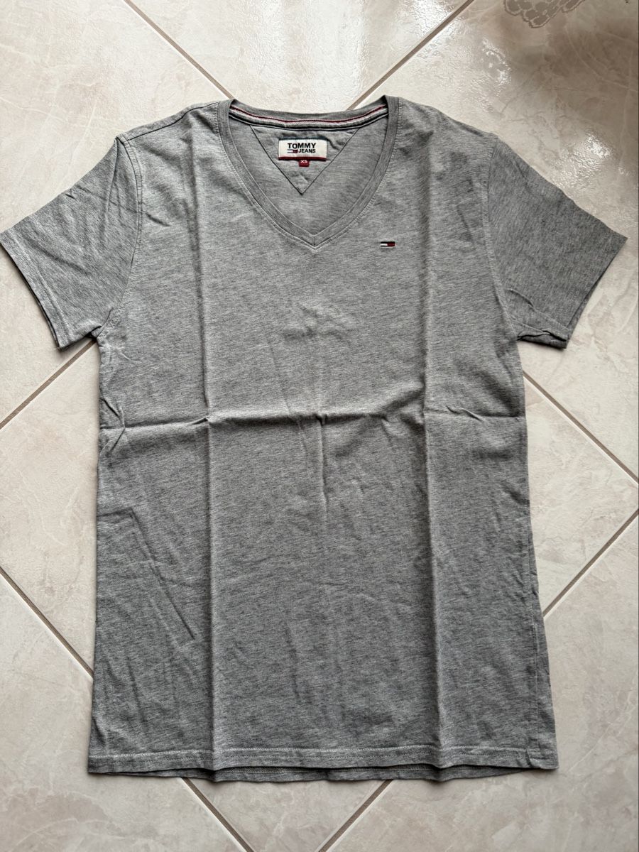 Tommy Hilfiger Camicie, T-shirt & Polo: Thommy Hilfiger T Shirt – Usato da Wichtrach venduto da xSelpio007 1