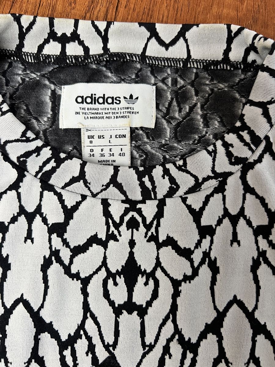 Adidas T-shirt: T-Shirt Adidas Grösse M – Usato da Niederglatt ZH venduto da AnFleischmann 2