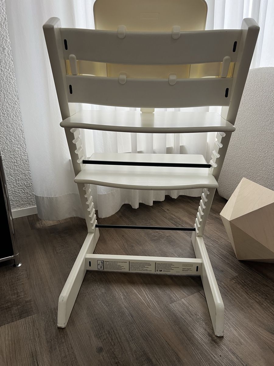 Stokke Seggioloni: Tripp Trapp Stokke mit Zubehör  – Usato da Thayngen venduto da SiNeEs3 3
