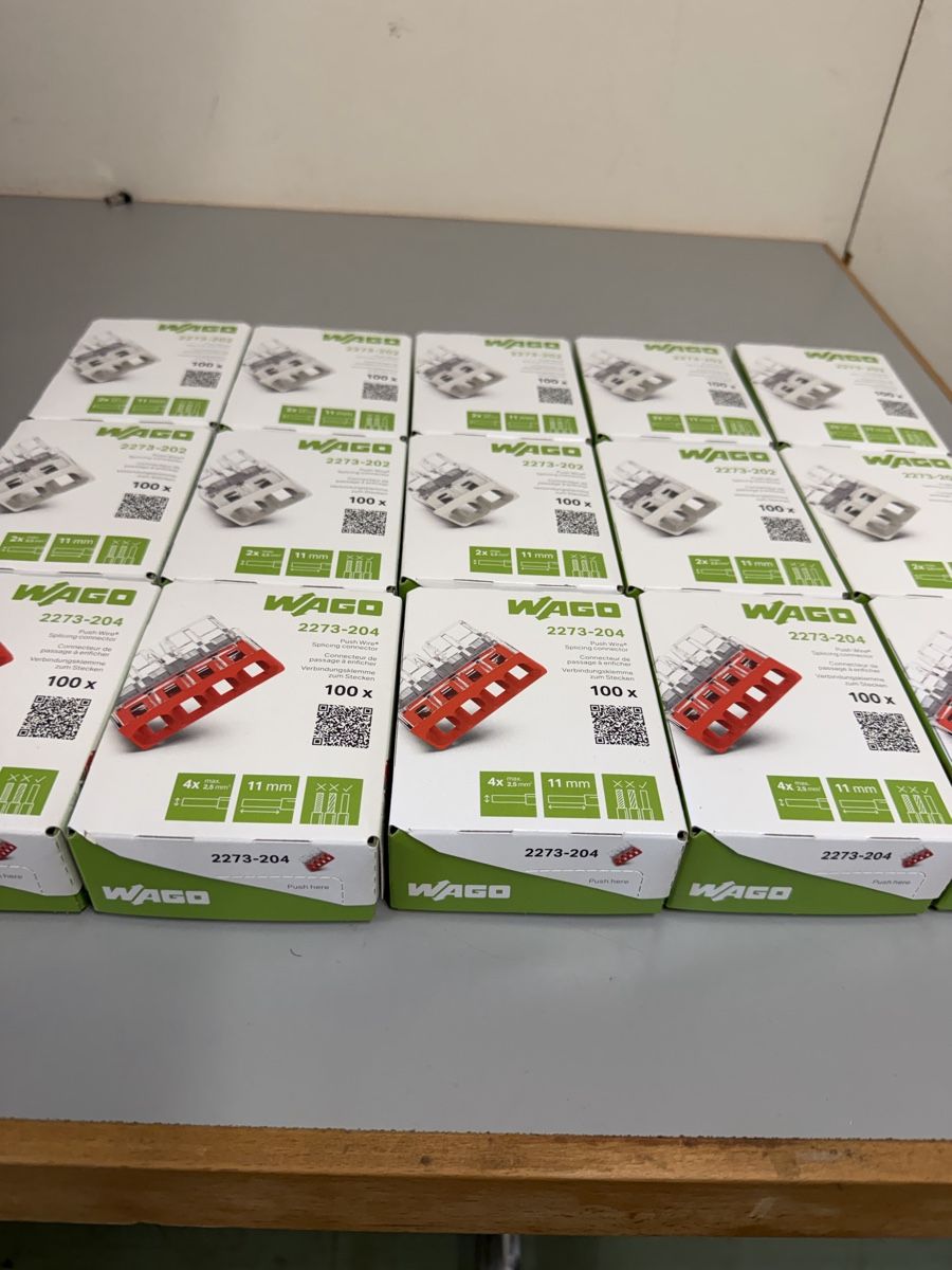 Wago Composants électroniques: Wago Klemmen diverse neu  – Neuf avec emballage d'origine à Zürich par papaplatte 2
