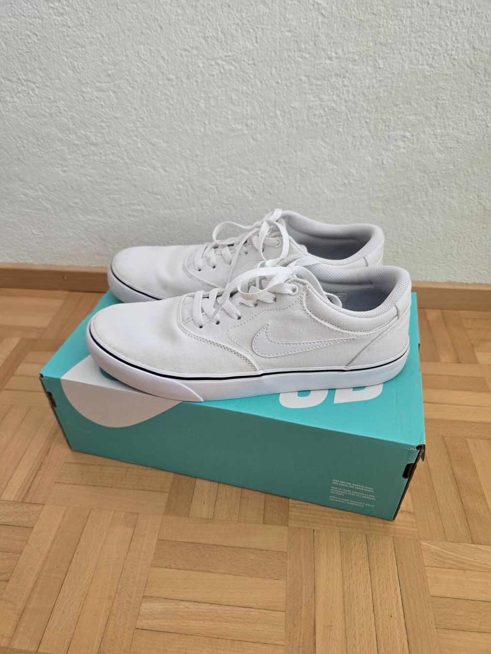 Nike Chaussures hommes: Nike Sneaker Low – D'occasion à Zug par fil_79y6 2