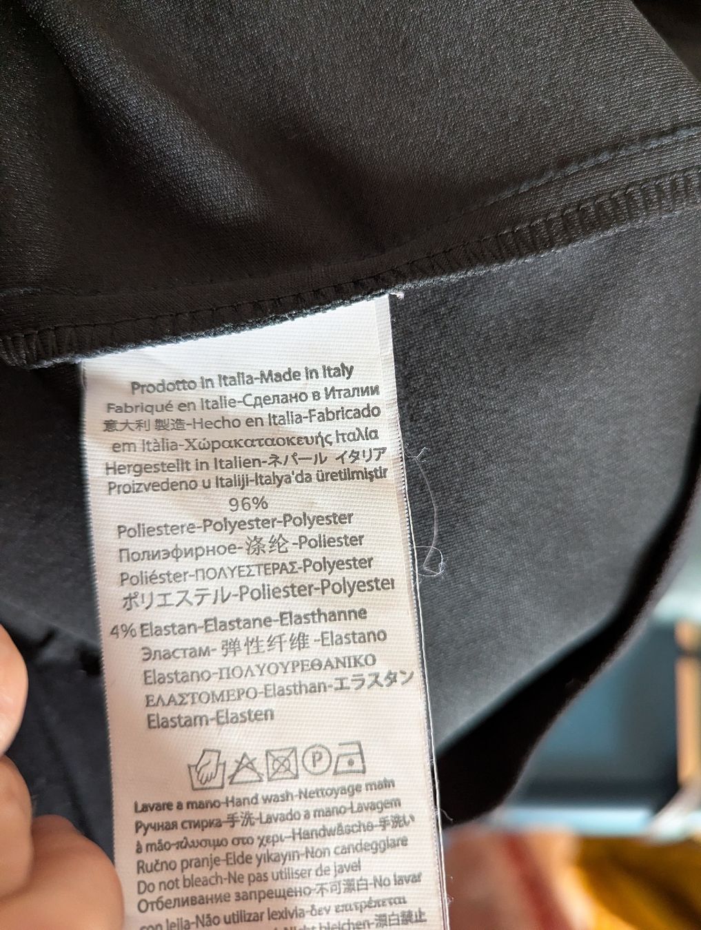 Kleider: robe noire rinascimento L – Gebraucht aus Montreux von dem_gyt9 4
