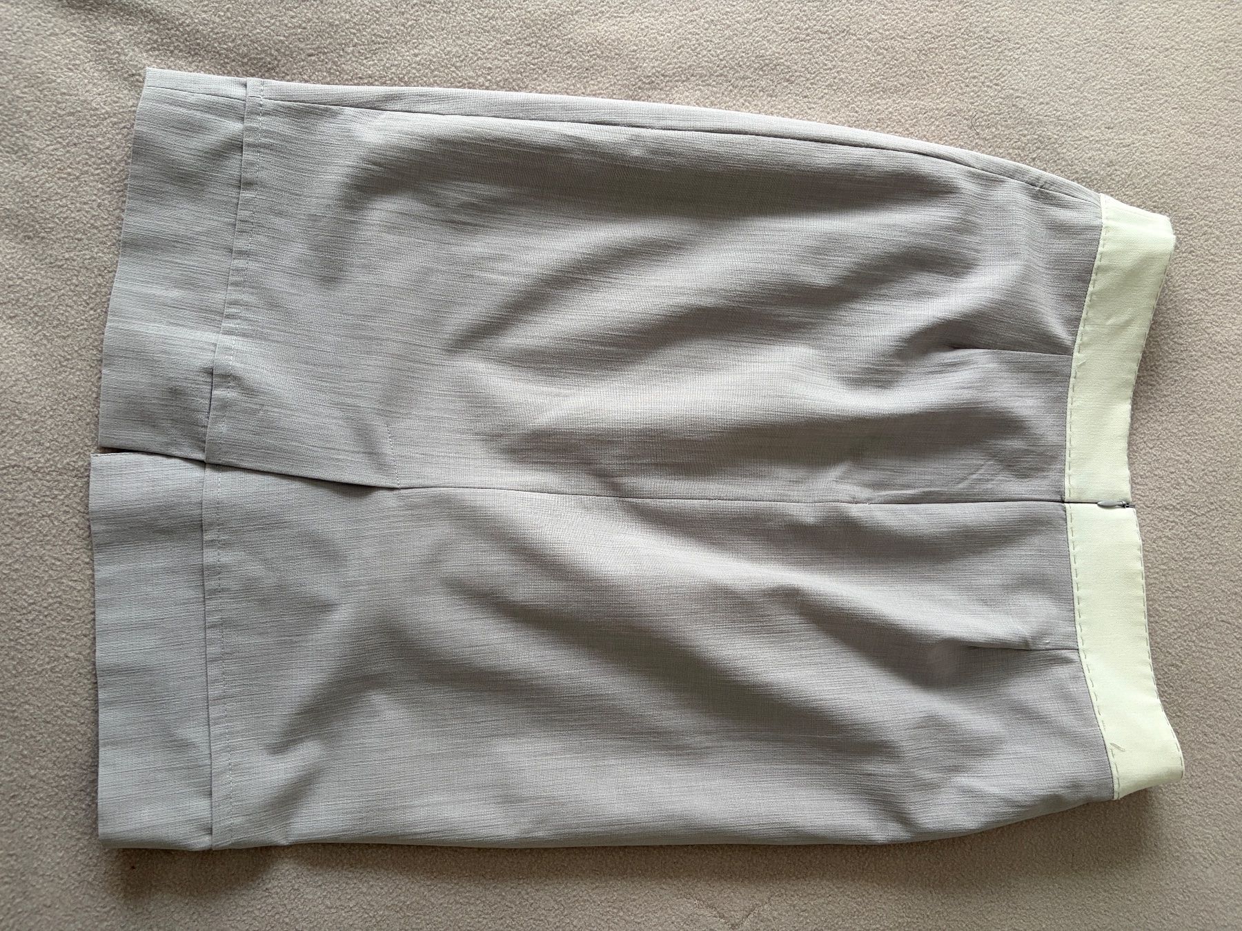 Kostüme: Damen Kostüm 36 – Gebraucht aus Liestal von Goldart 7